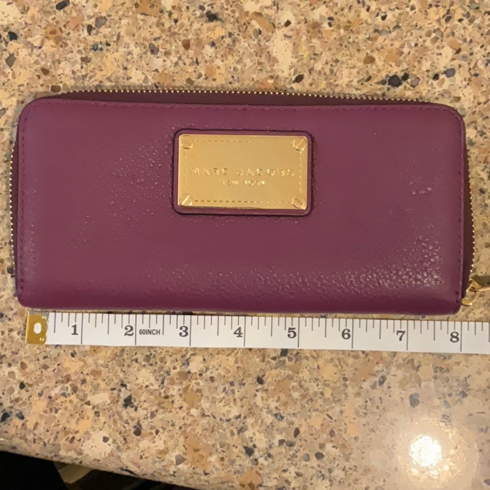 Marc Jacobs wallet